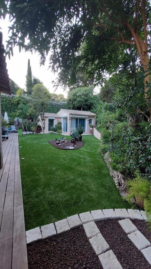 לינה וארוחת בוקר מאנדליה-לה-נאפול Dans Un Jardin Bb Et Jacuzzi מראה חיצוני תמונה
