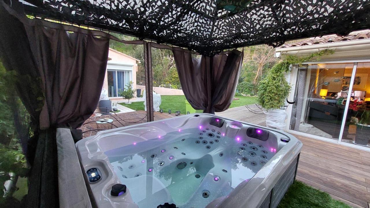 לינה וארוחת בוקר מאנדליה-לה-נאפול Dans Un Jardin Bb Et Jacuzzi מראה חיצוני תמונה